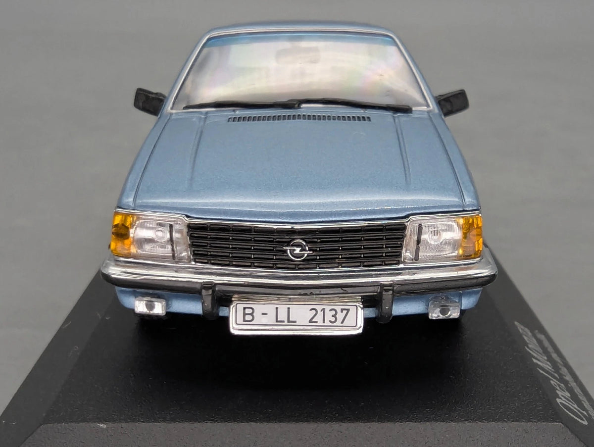 Modellautos 1:43 Minichamps Opel Monza 1980 Blau Metallic mit OVP