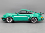 Modellautos 1:12 Minichamps Porsche 911 Turbo 1977 Grün mit OVP