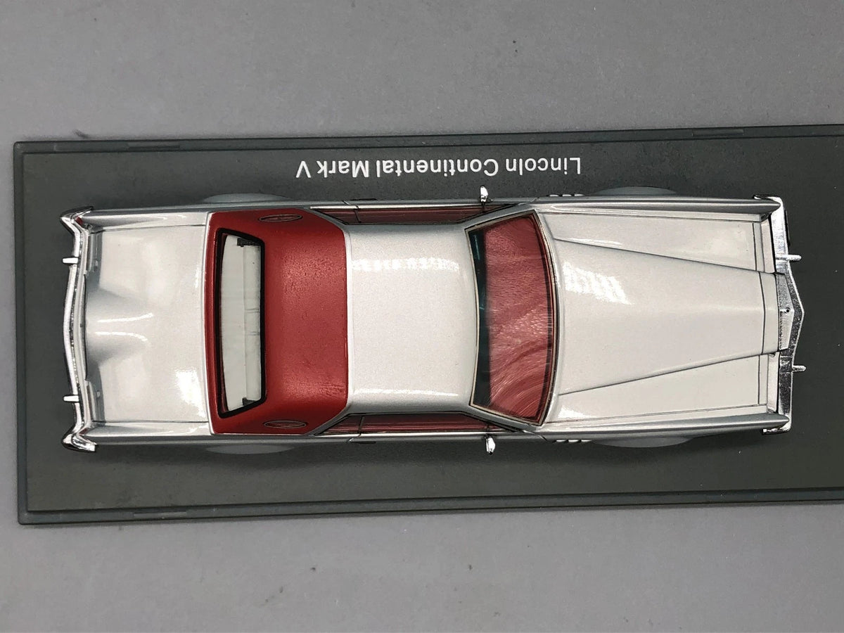 Modellautos 1:43 Neo Scale Models Lincoln Continentale Mark V mit OVP