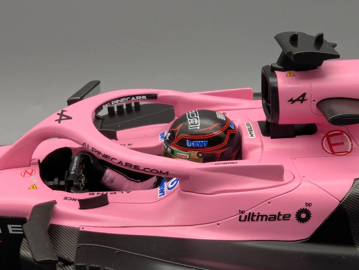 Modellautos 1:18 Minichamps BWT Alpine F1 Bahrain 2023 #31 Esteban Ocon mit OVP