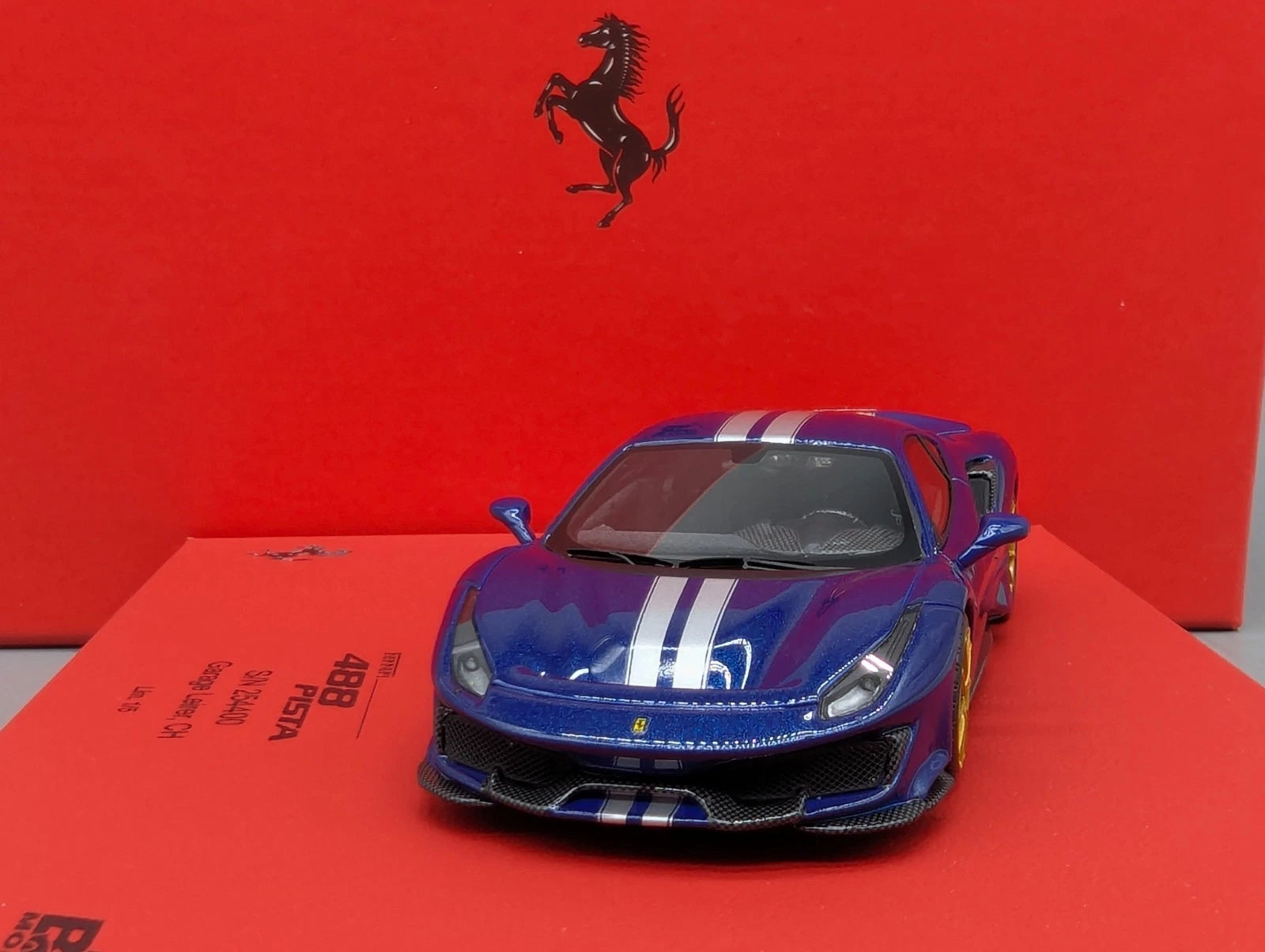 Modellautos 1:43 BBR Ferrari 488 Pista LHD Leirer CH Limited 1/5 Medium Base OVP