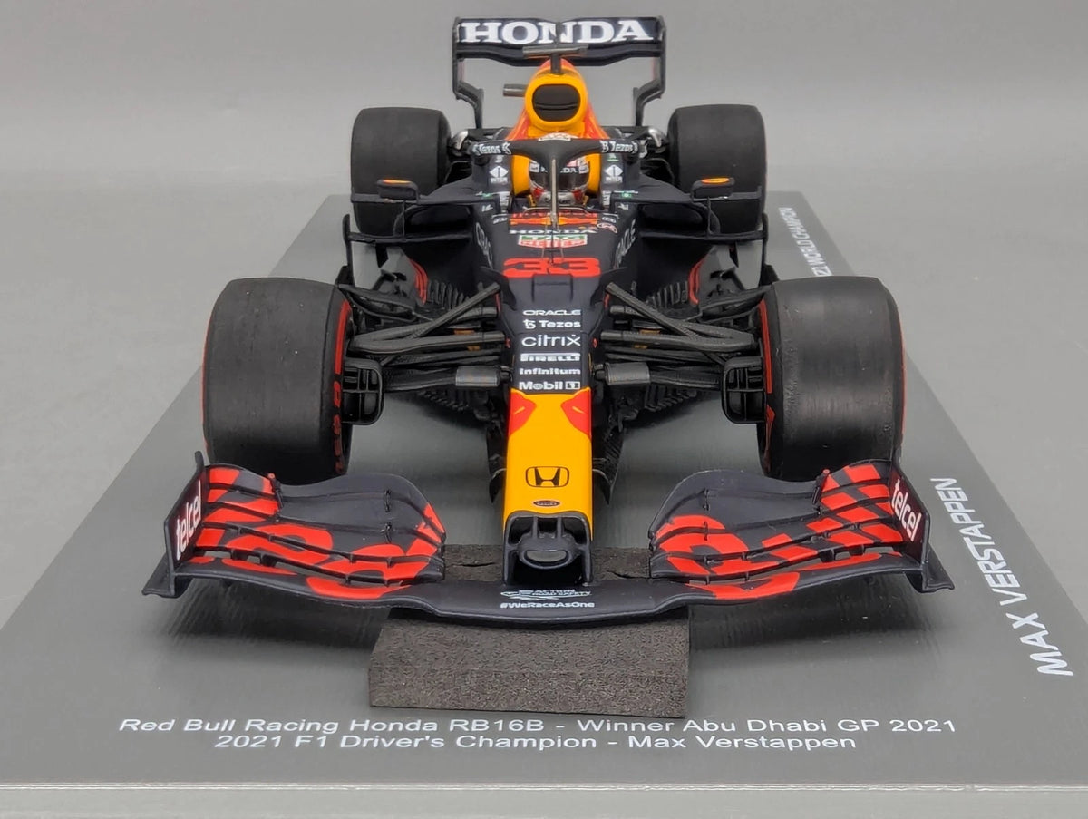 Modellautos 1:18 Spark Honda Red Bull RB16B WINNER Abu D 2021 #33 Verstappen OVP