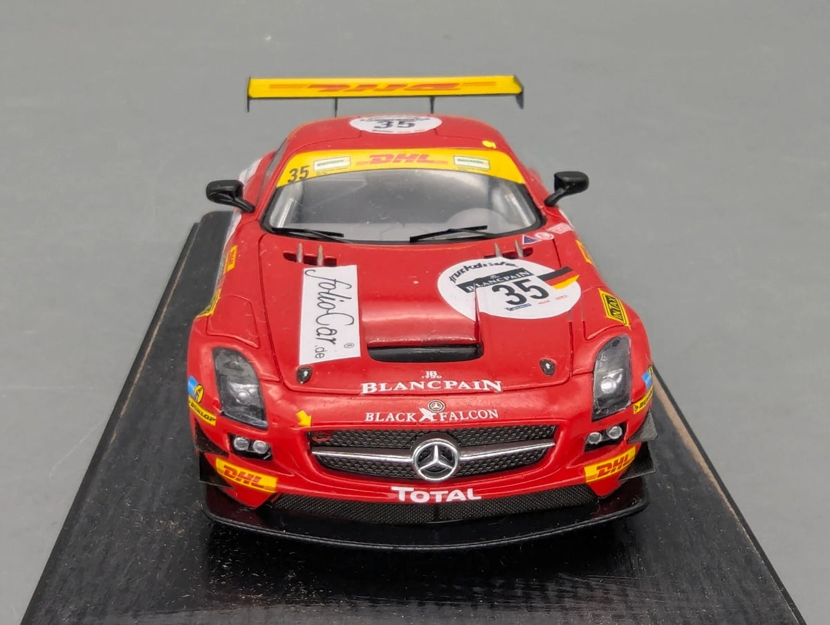 Modellautos 1:43 Spark Mercedes SLS AMG GT3 24h Spa 2011 "Rote Sau" #35 Vitrine