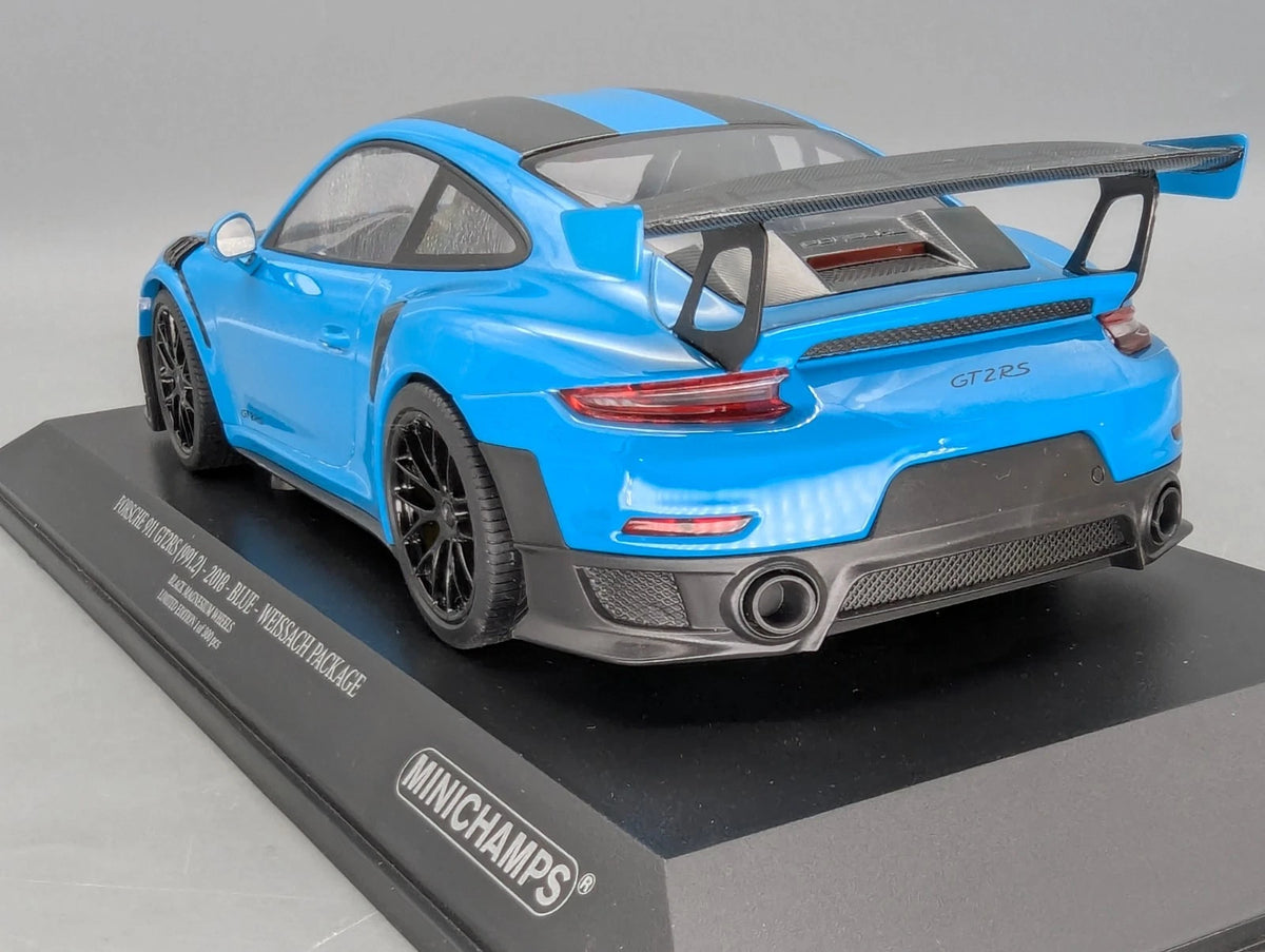 Modellautos 1:18 Minichamps Porsche 911 GT2RS 991.2 2018 Blue Weissach mit OVP