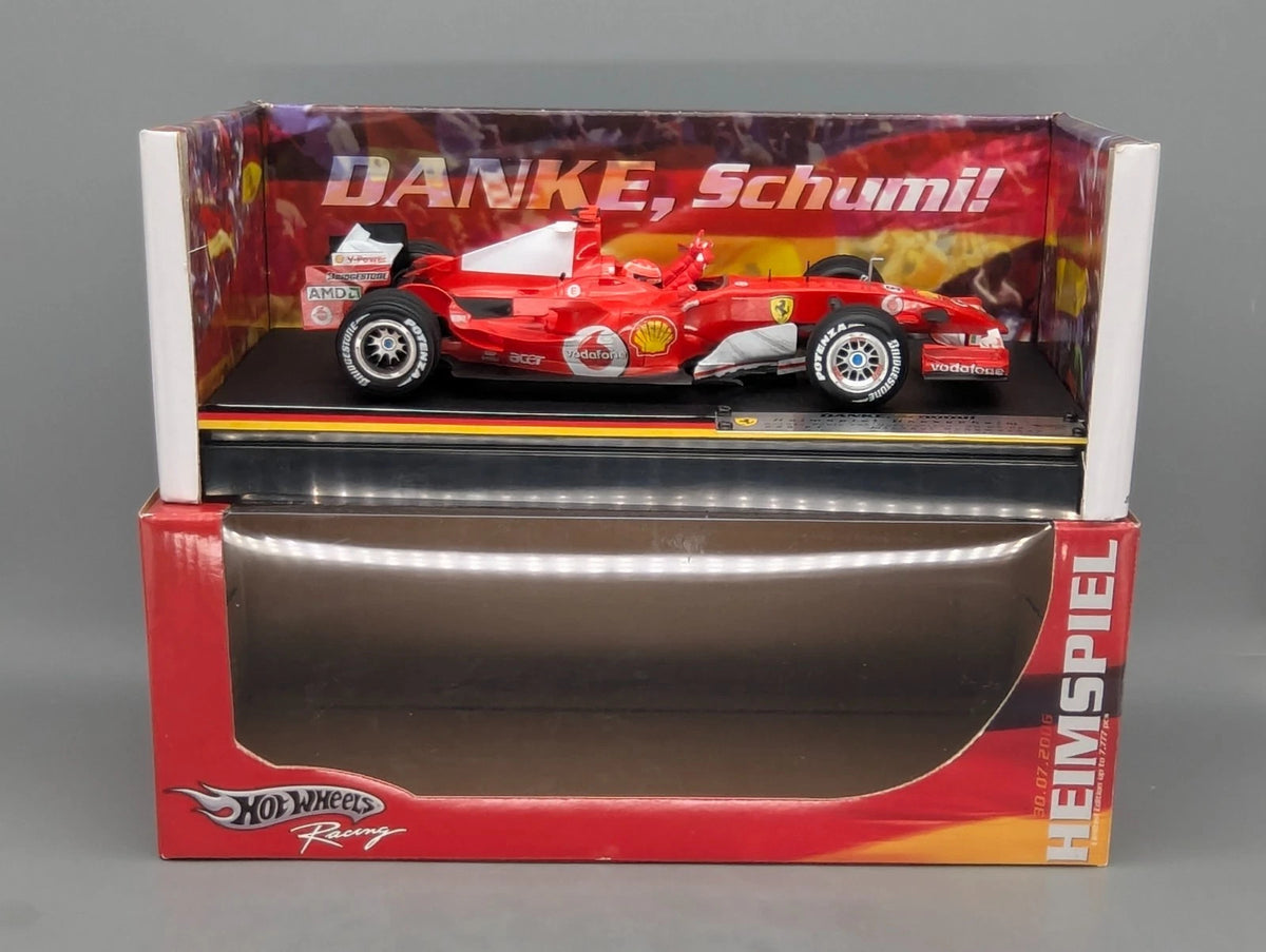 Modellautos 1:18 Hot Wheels Racing Ferrari 248 F1 Hockenheim #5 M Schumacher OVP