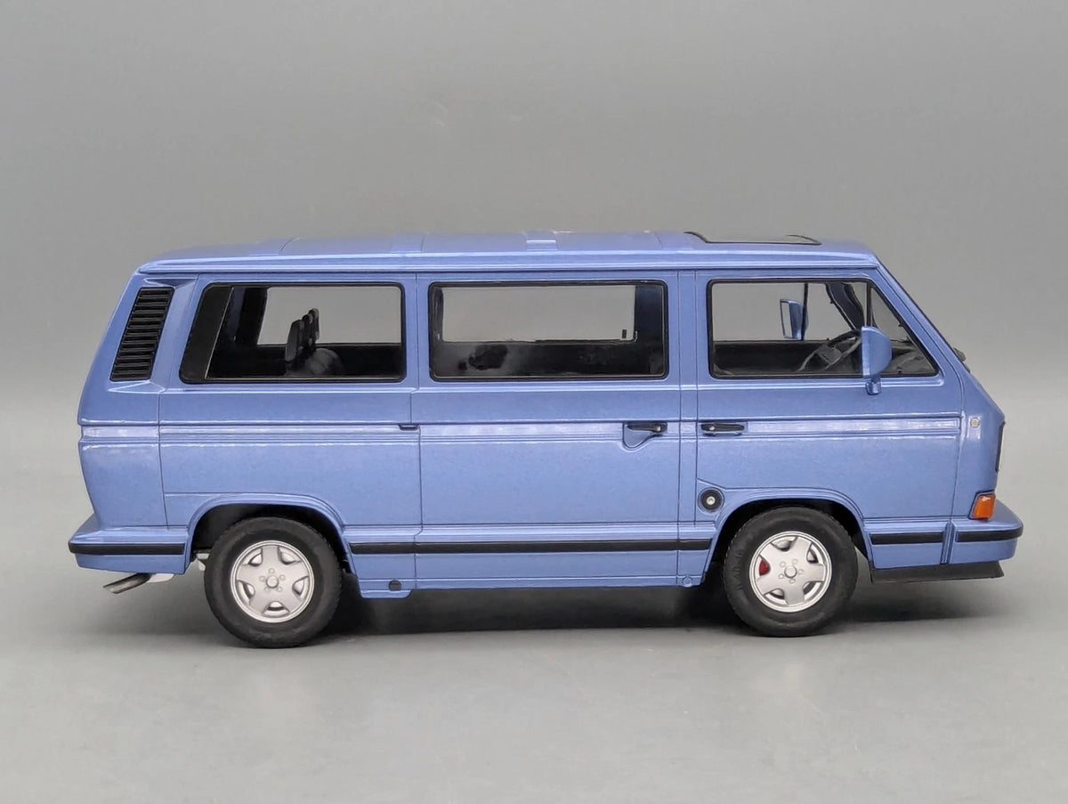 Modellautos 1:18 KK-Scale Volkswagen VW T3 Bus Bluestar mit OVP
