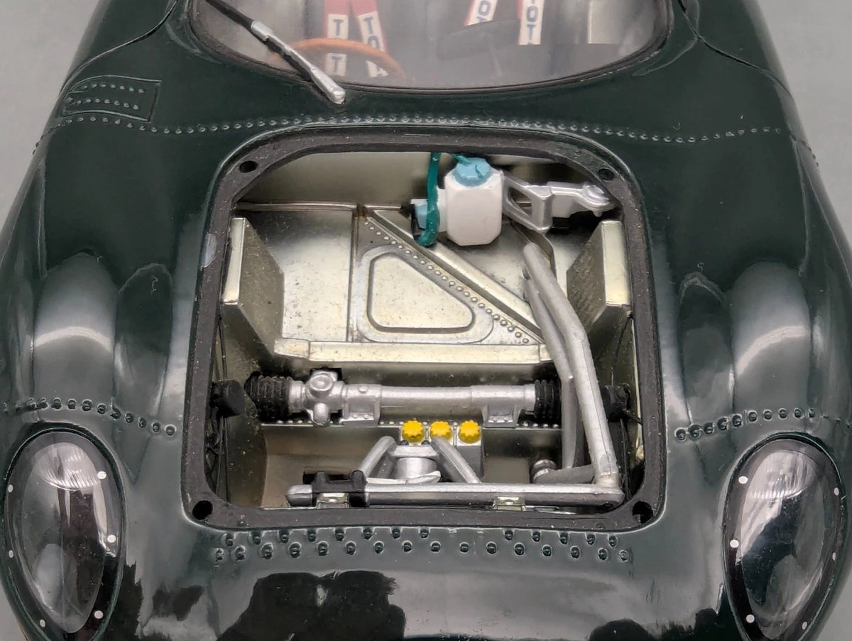 Modellautos 1:18 AUTOart 73541 Jaguar XJ13 Grün mit OVP