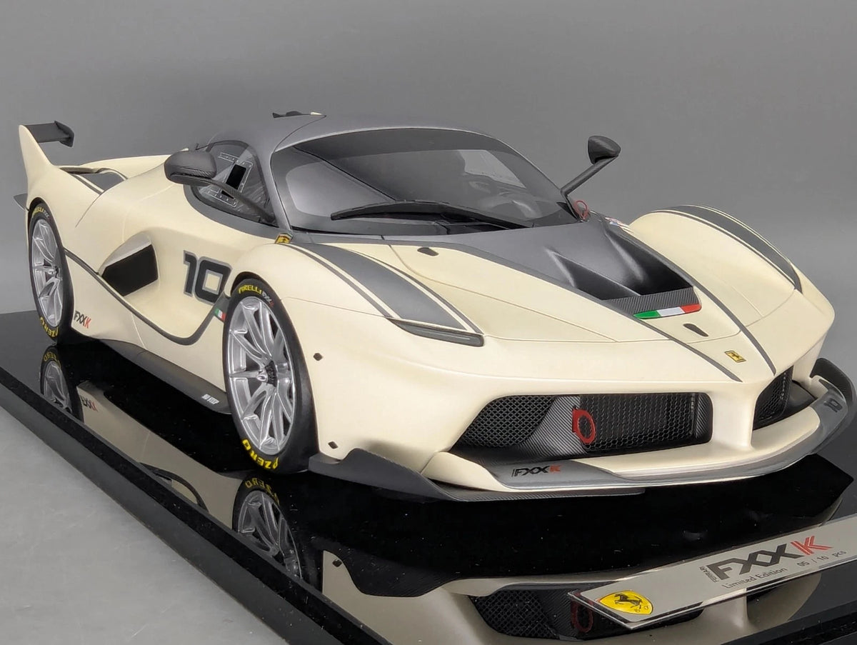 Modellautos 1:12 BBR Ferrari FXX-K Car #10 Fuji White Matt Ltd 05/10 Vitrine OVP