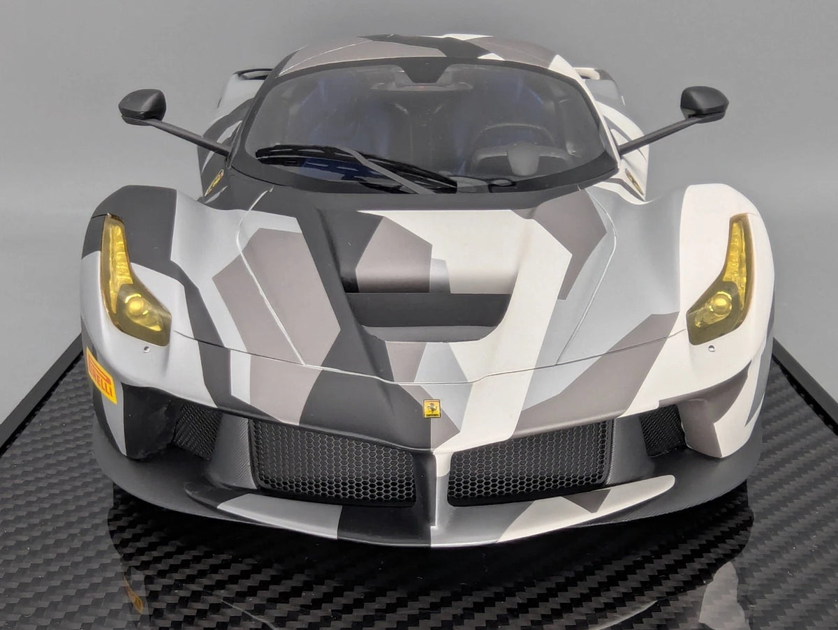 Modellautos 1:12 BBR Ferrari LaFerrari 2013 Matt Camouflage Lt 29/60 Vitrine OVP