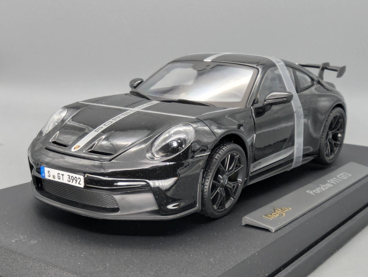 Modellautos 1:18 Maisto Porsche 911 GT3 Schwarz mit OVP