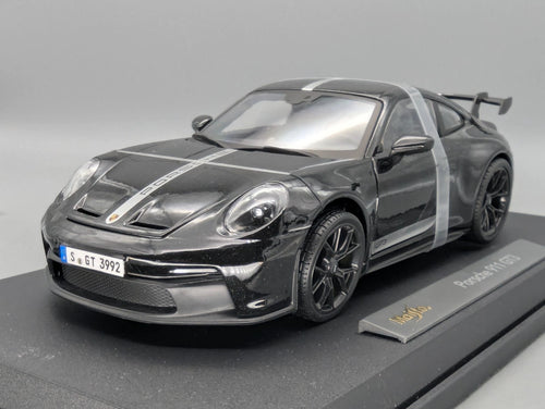 Modellautos 1:18 Maisto Porsche 911 GT3 Schwarz mit OVP