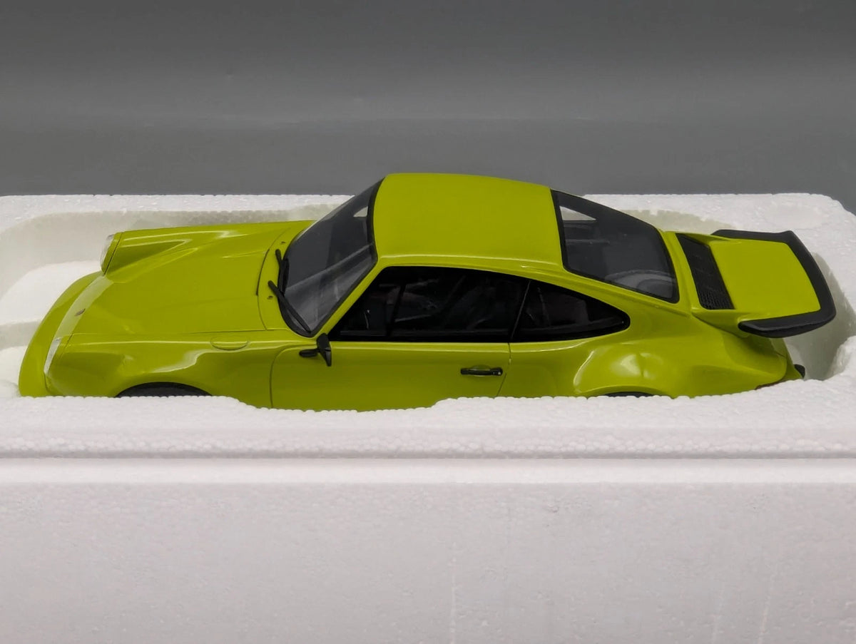 Modellautos 1:18 GT Spirit GT822 Porsche 911 RS Green mit OVP