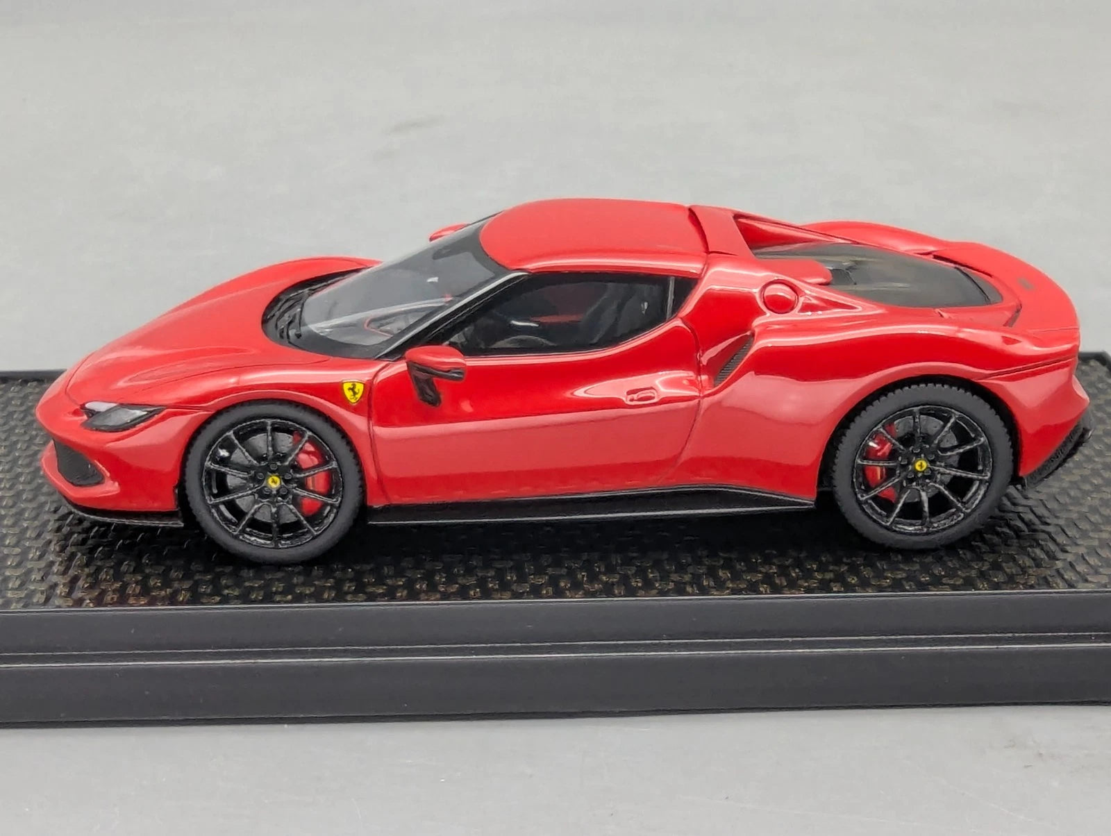 Modellautos 1:43 BBR Concept43 Ferrari 296 GTB Rosso Corsa 322 Ltd 53/96 mit OVP