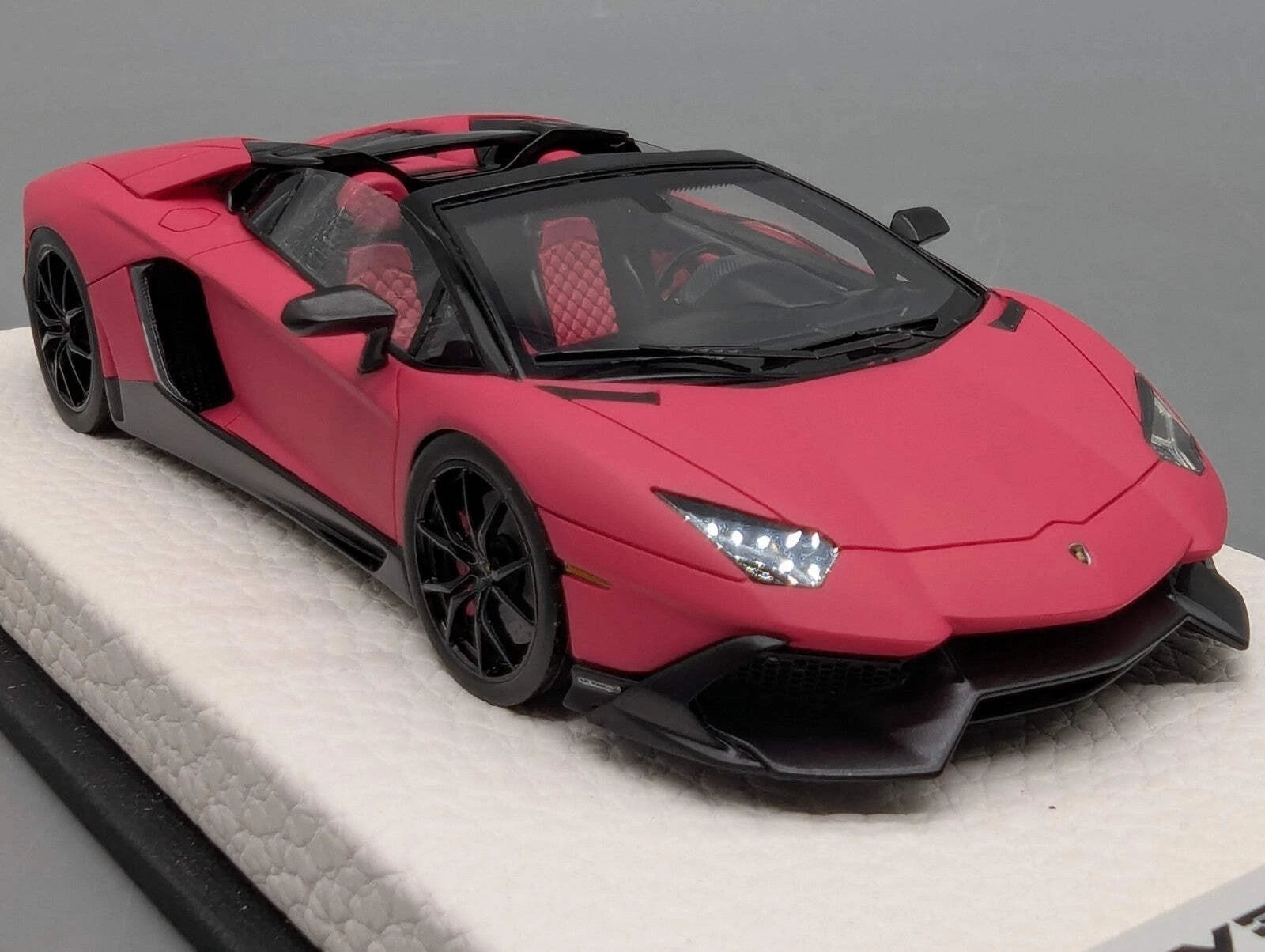 Eidolon Make Up 1:43 Lamborghini Aventador LP720-4 Roadster 2013 Ltd 10 pcs. OVP