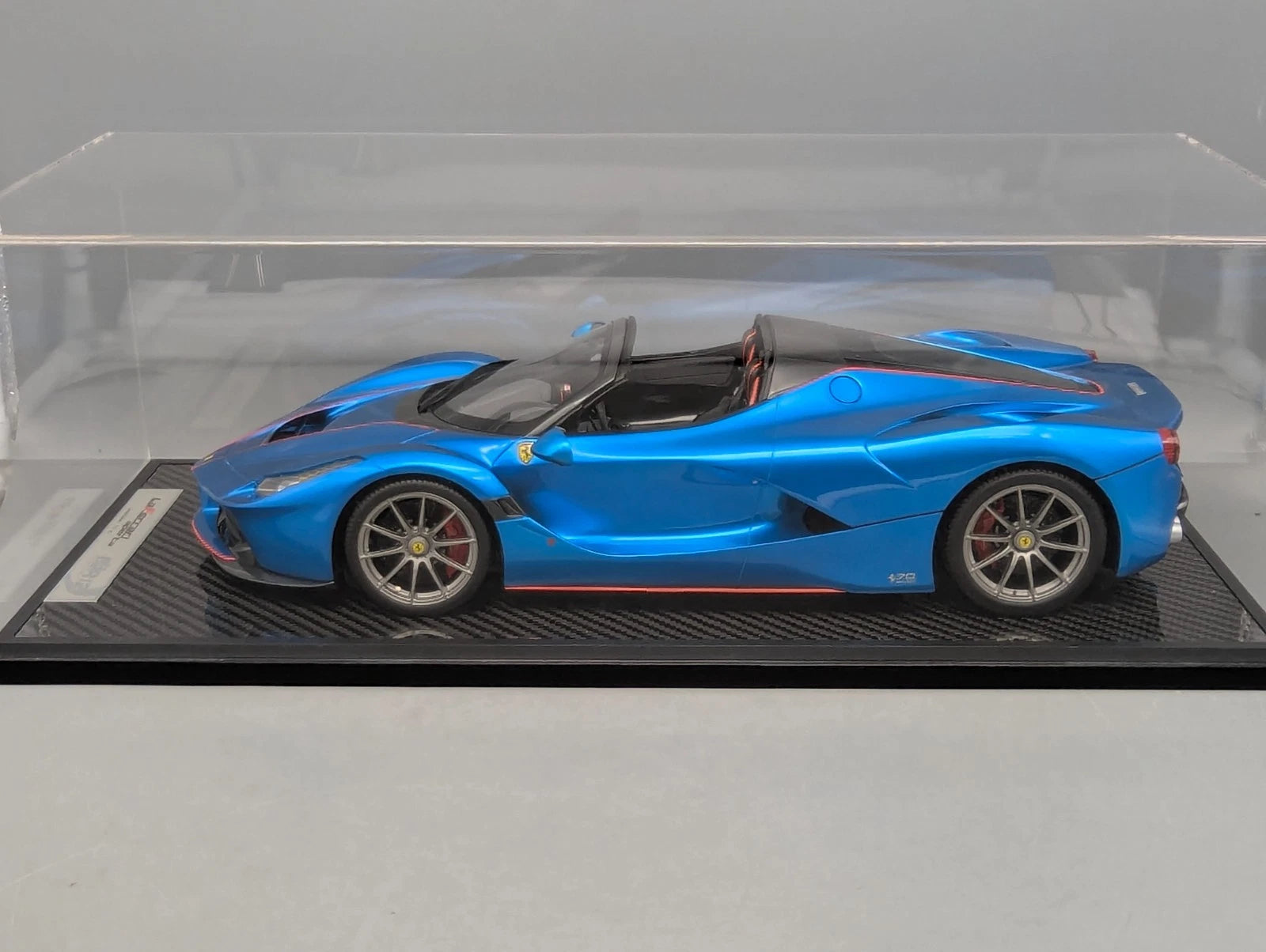 Modellautos 1:12 BBR Ferrari LaFerrari Aperta Blau UNIKAT Ltd. 01/01 Vitrine OVP