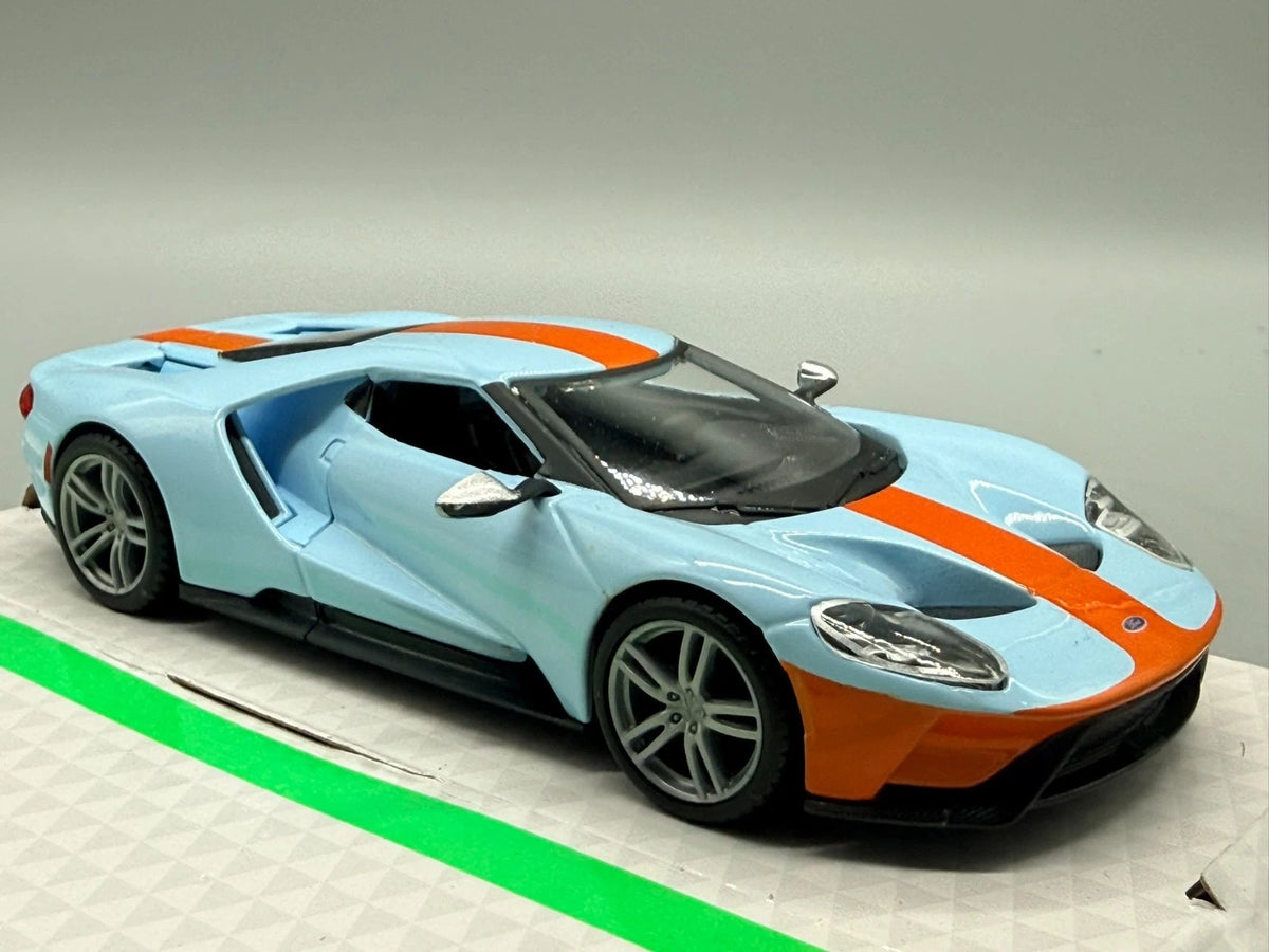 Modellautos 1:32 Bburago 2019 Ford GT mit OVP