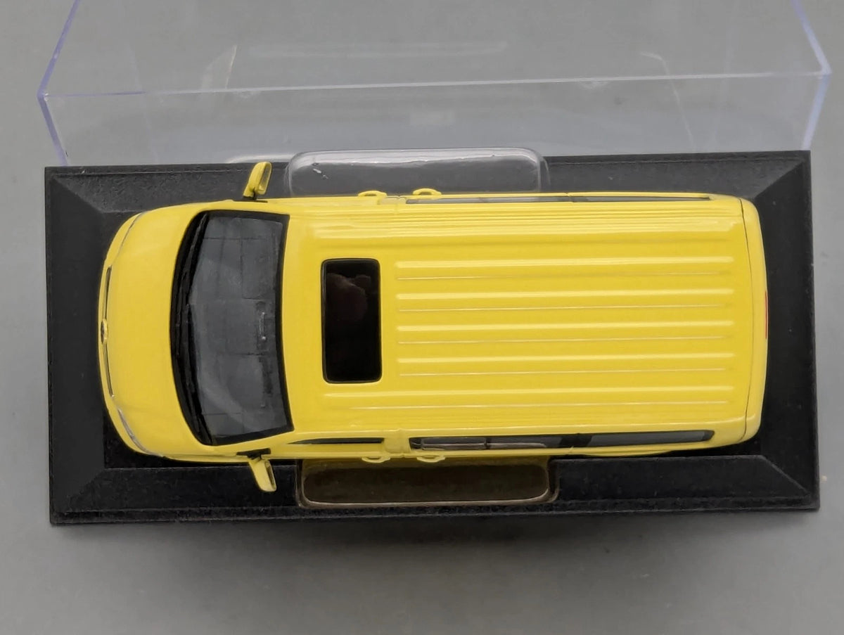 Modellautos 1:43 Minichamps VW T5 Multivan Gelb 2003 mit Dealer OVP