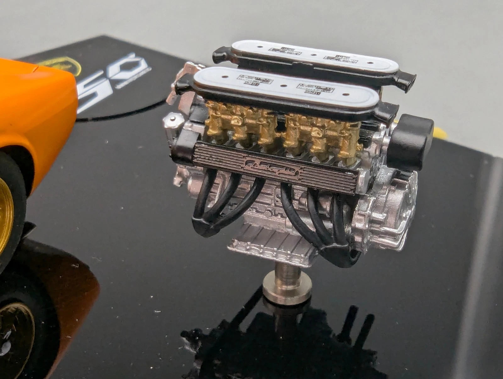 Eidolon Make Up 1:43 Lamborghini Miura P400 1967 Red Engine Set mit OVP