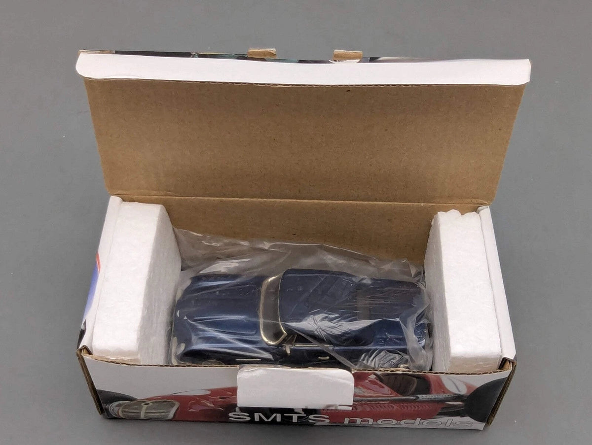 Modellautos 1:43 SMTS CL30 Aston Martin DB6 Volante Closed Built Kit mit OVP