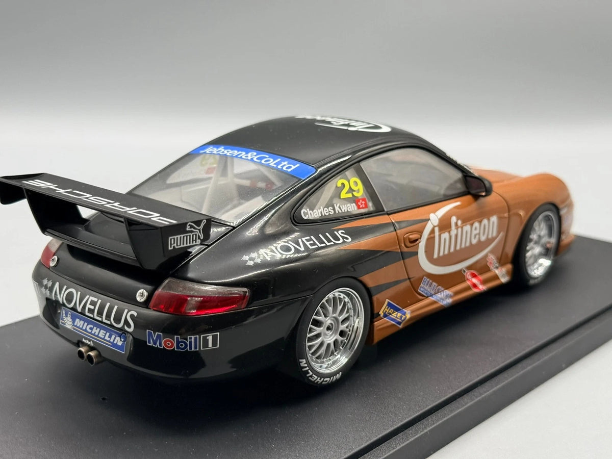 Modellautos 1:18 Autoart Porsche 911 GT3 R Asian Carrera Cup 2003 Winner mit OVP