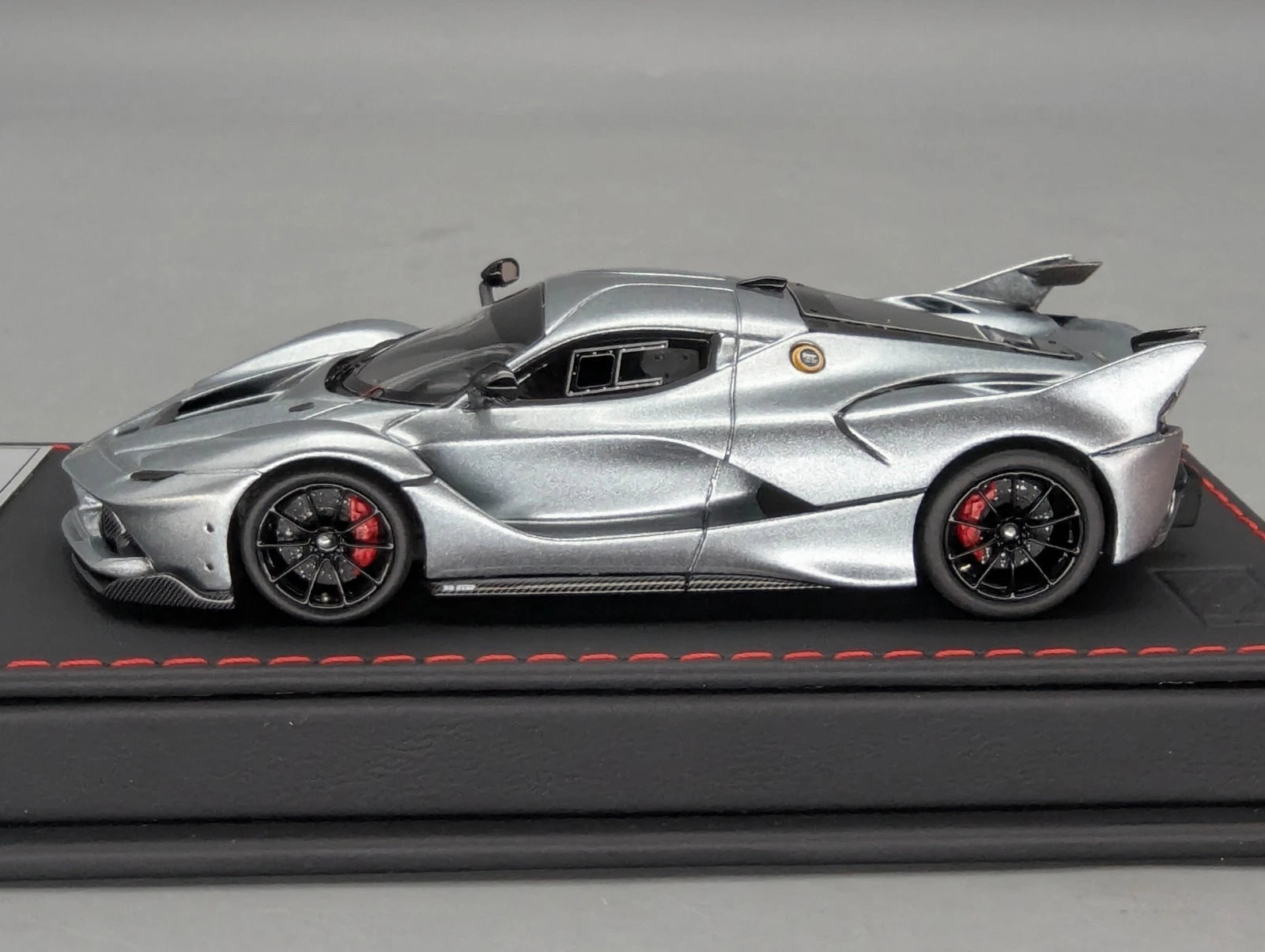 Modellautos 1:43 BBR Deluxe Calsito Ferrari FXX-K Grigio Titanio Ltd 01/20 OVP
