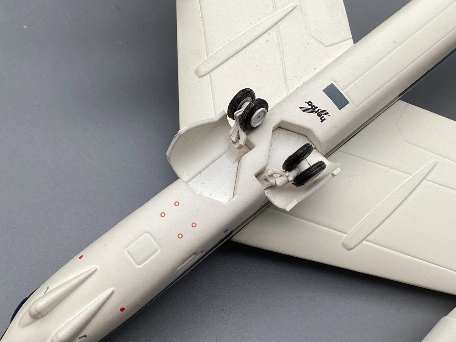 Flugzeug Modell 1:200 Herpa NASA Boeing NB-52H Stratofortress mit OVP