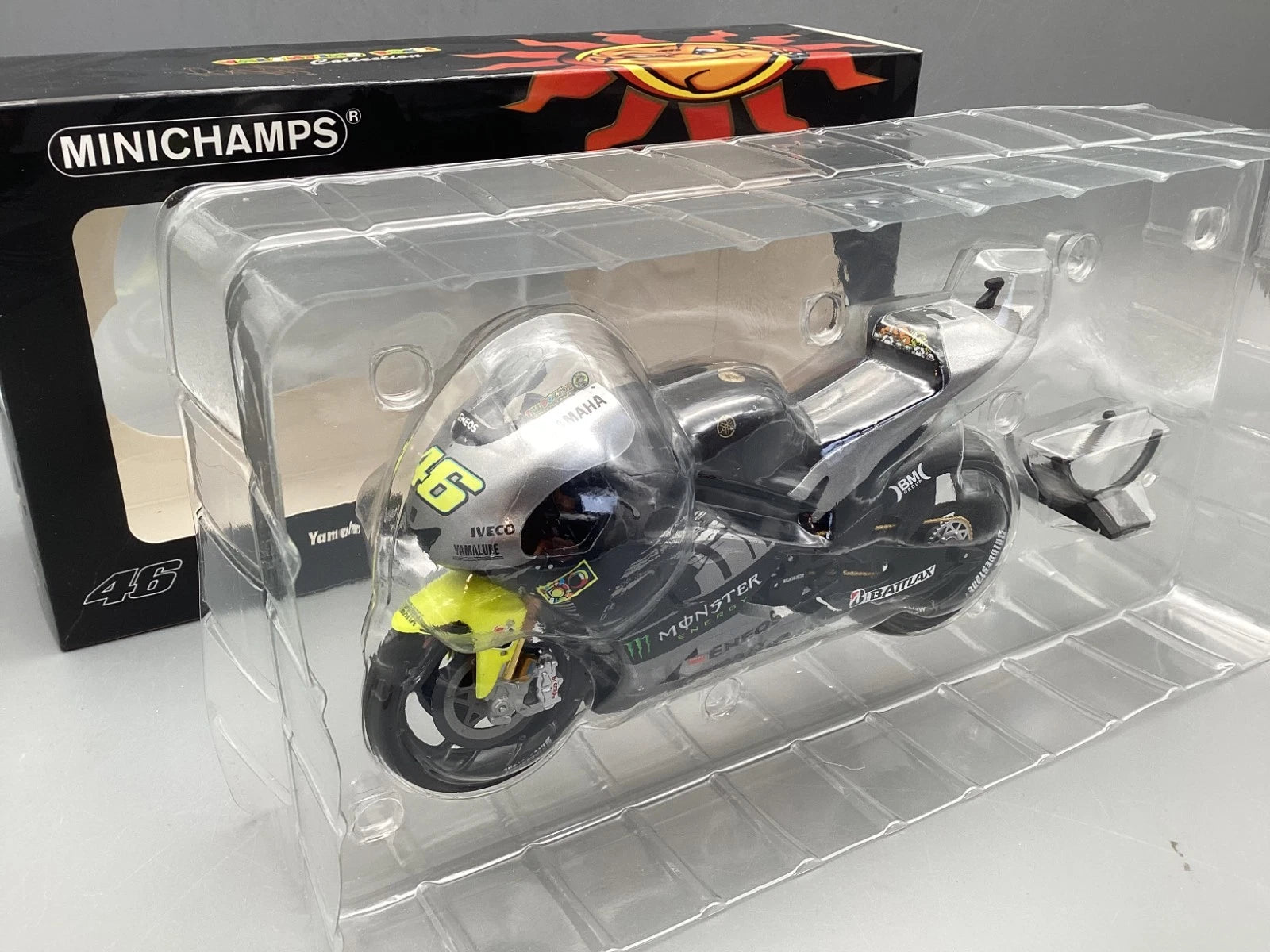 Motorrad Modell 1:12 Minichamps Yamaha YZR-MI V. Rossi Testbike Sepang 2013  OVP