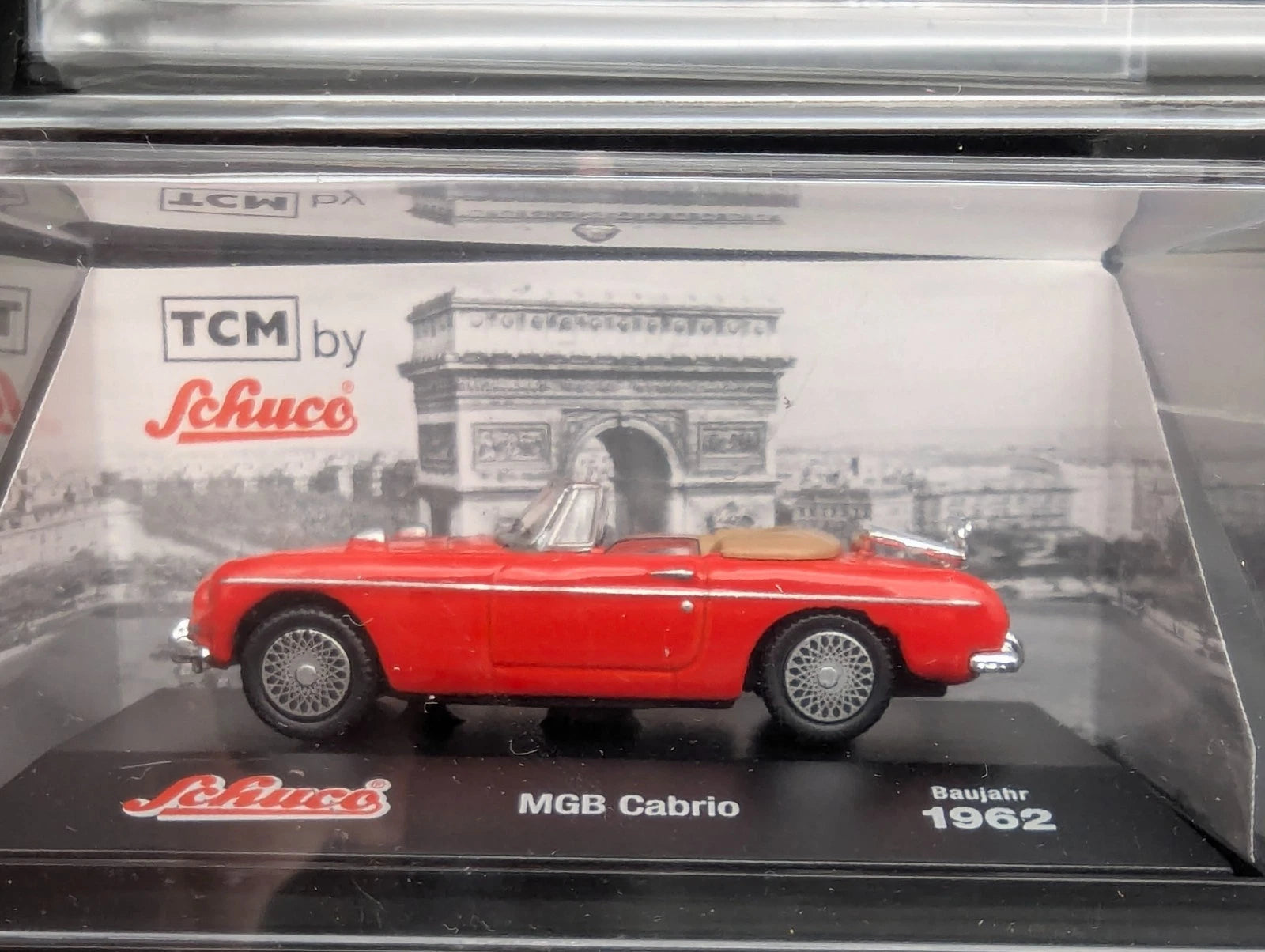 Modellautos 1:72 Schuco Tchibo 6-teiliges Set mit Vitrinen und OVP
