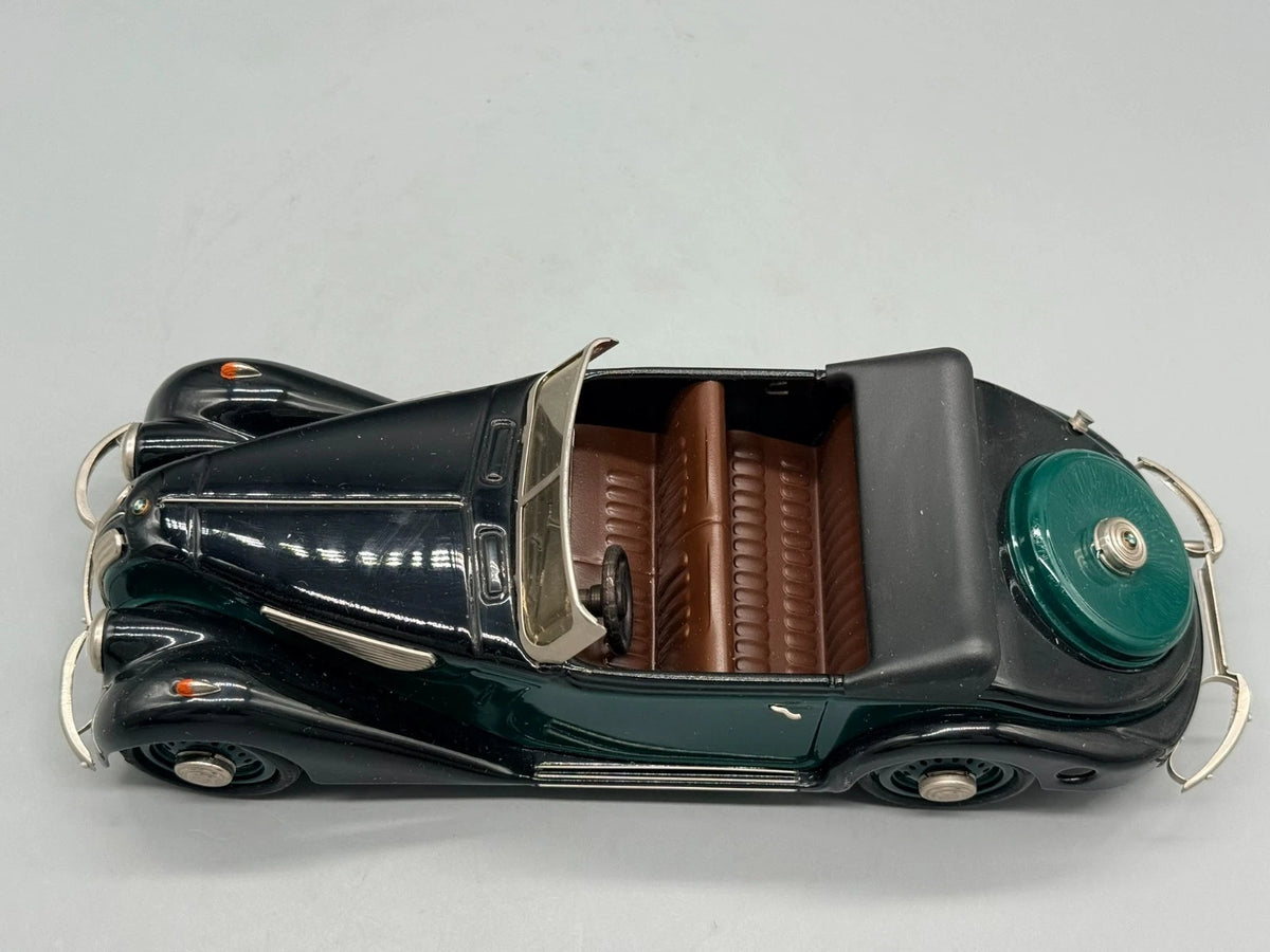 Modellautos 1:18 Schuco BMW 327 Classic Schwarz Grün mit OVP