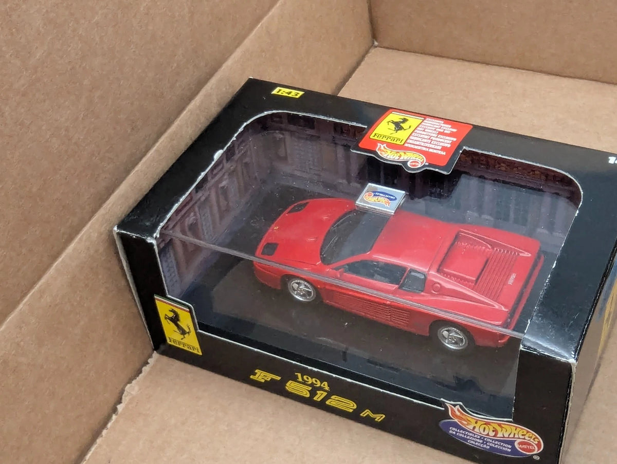 Modellautos 1:43 Hot Wheels Ferrari F512M 1994 rot mit OVP