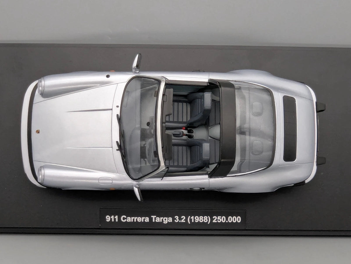 Modellautos 1:18 KK-Scale Porsche 911 Carrera Targa 3.2 1988 Silber mit OVP