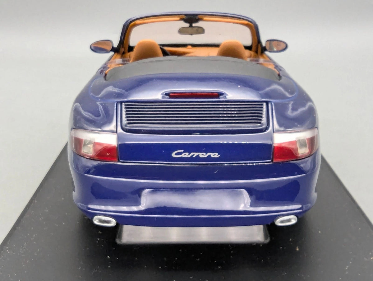 Modellautos 1:18 Spark Porsche 911 Carrera Cabriolet Blau WAP Dealer OVP