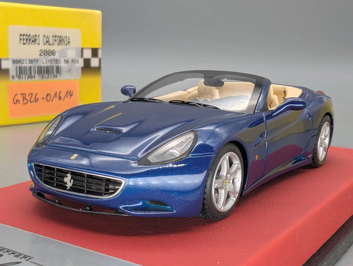 Modellautos 1:43 BBR Ferrari California 2008 Ltd 01/50 mit Vitrine + OVP