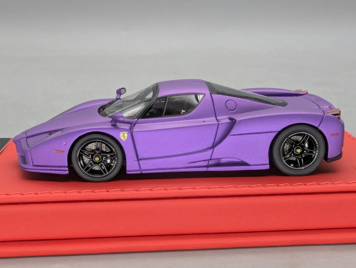 Modellautos 1:43 BBR Executive CALSITO Ferrari Enzo Mica Violet Matt 12/15 OVP