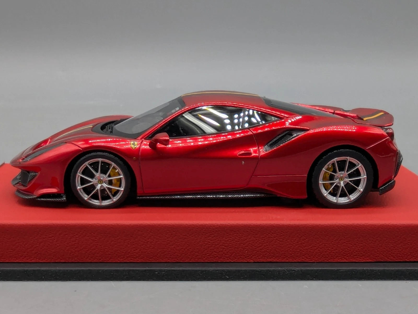 Modellautos 1:43 BBR Concept43 Ferrari 488 Pista RHD 2020 Rosso Fuoco 01/20 OVP