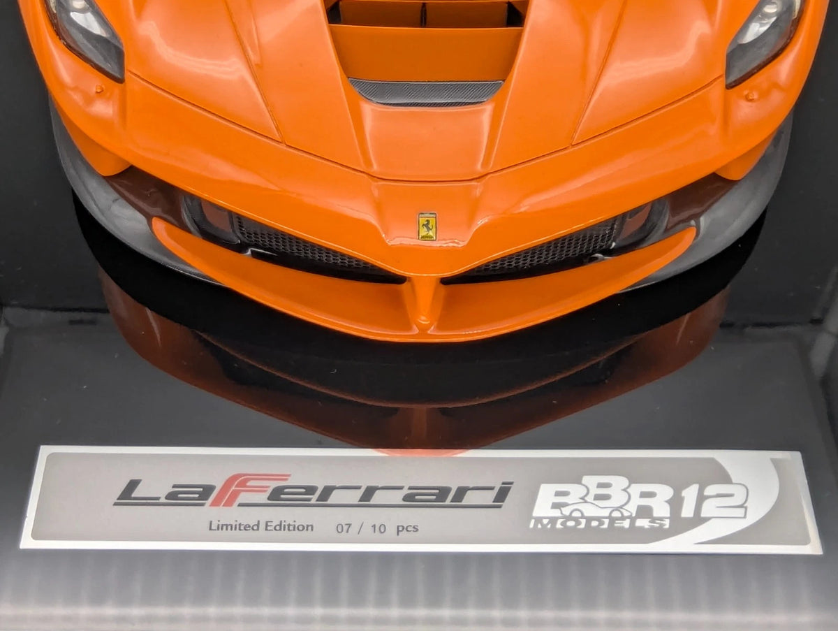Modellautos 1:12 BBR Ferrari LaFerrari Honda Orange Gloss Black Roof L 07/10 OVP