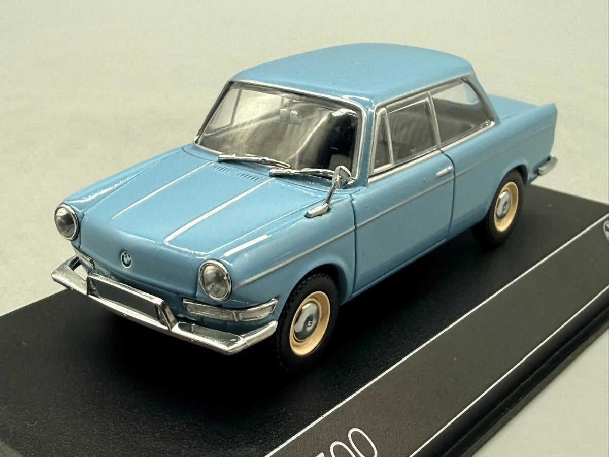 Modellautos 1:43 Minichamps BMW 700 mit OVP