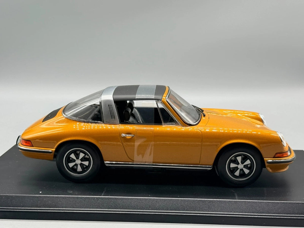 Modellautos 1:18 Norev Porsche 911 targa mit OVP