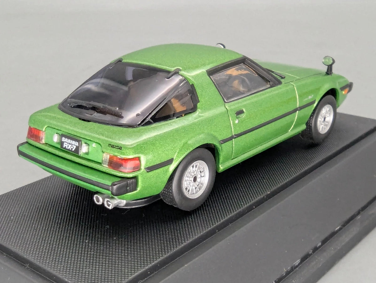 Modellautos 1:43 MMP Mazda Savanna RX-7 1978 Grün Metallic mit Vitrine