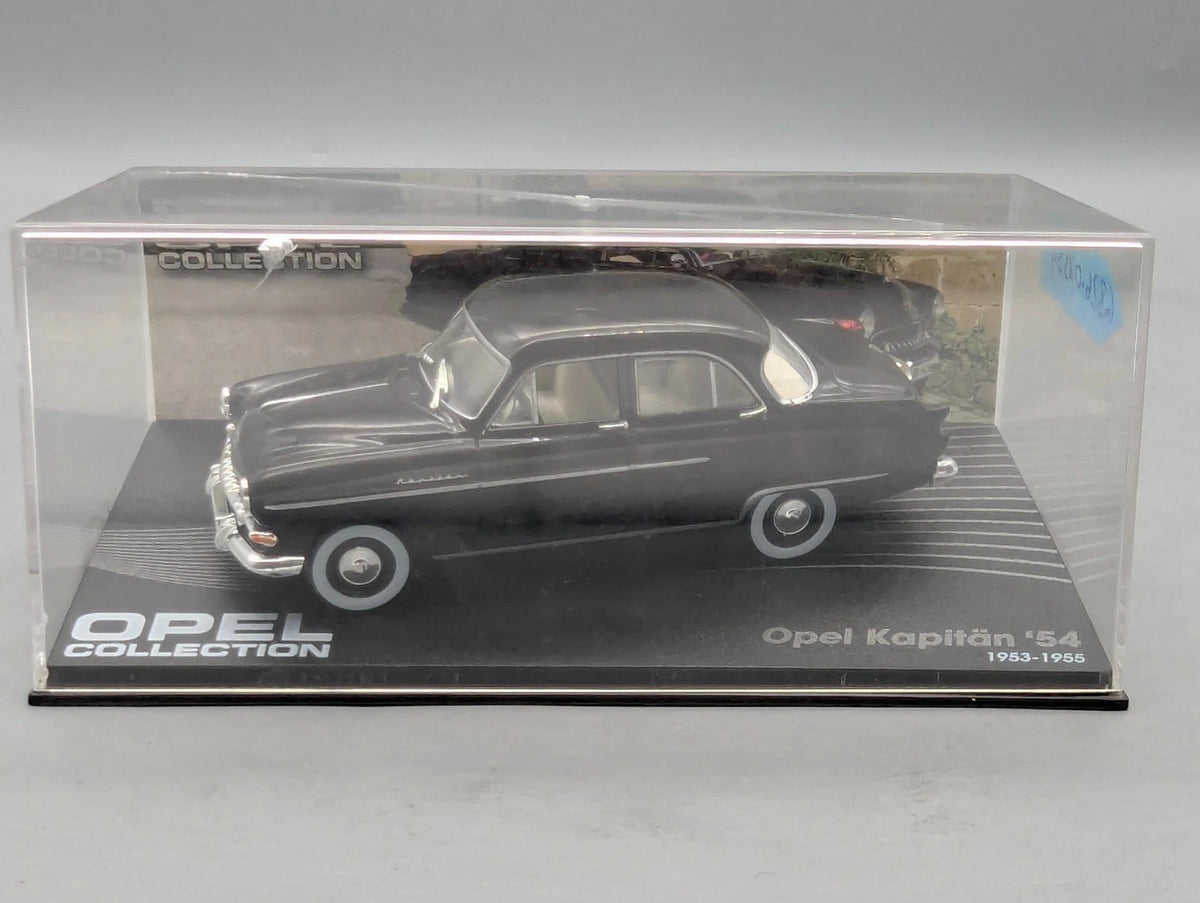 Modellautos 1:43 Ixo für Eaglemoss Opel Collection Kapitän '54 mit Vitrine