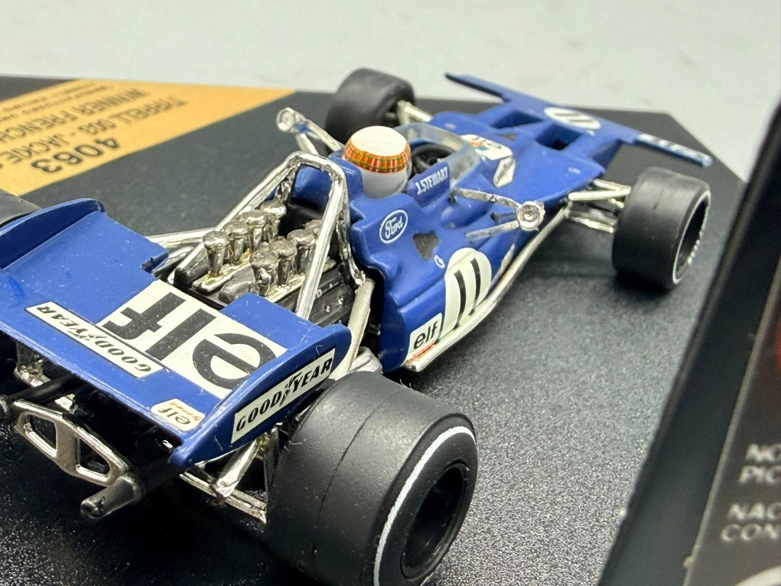 Modellautos 1:43 Quartzo Tyrrell 003 Jackie Stewart Winner French GP 72 +Vitrine
