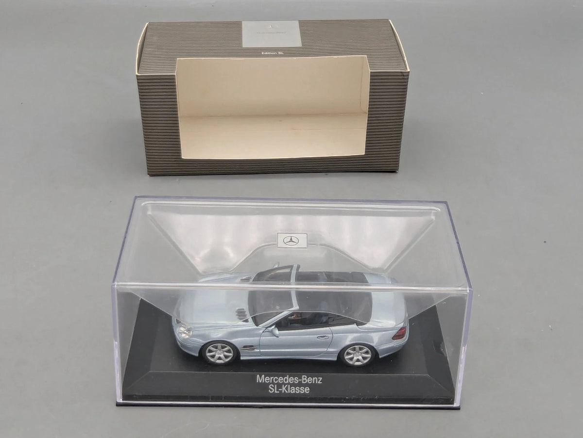 Modellautos 1:43 Minichamps Mercedes Benz SL Klasse Silberblau Met. Dealer OVP