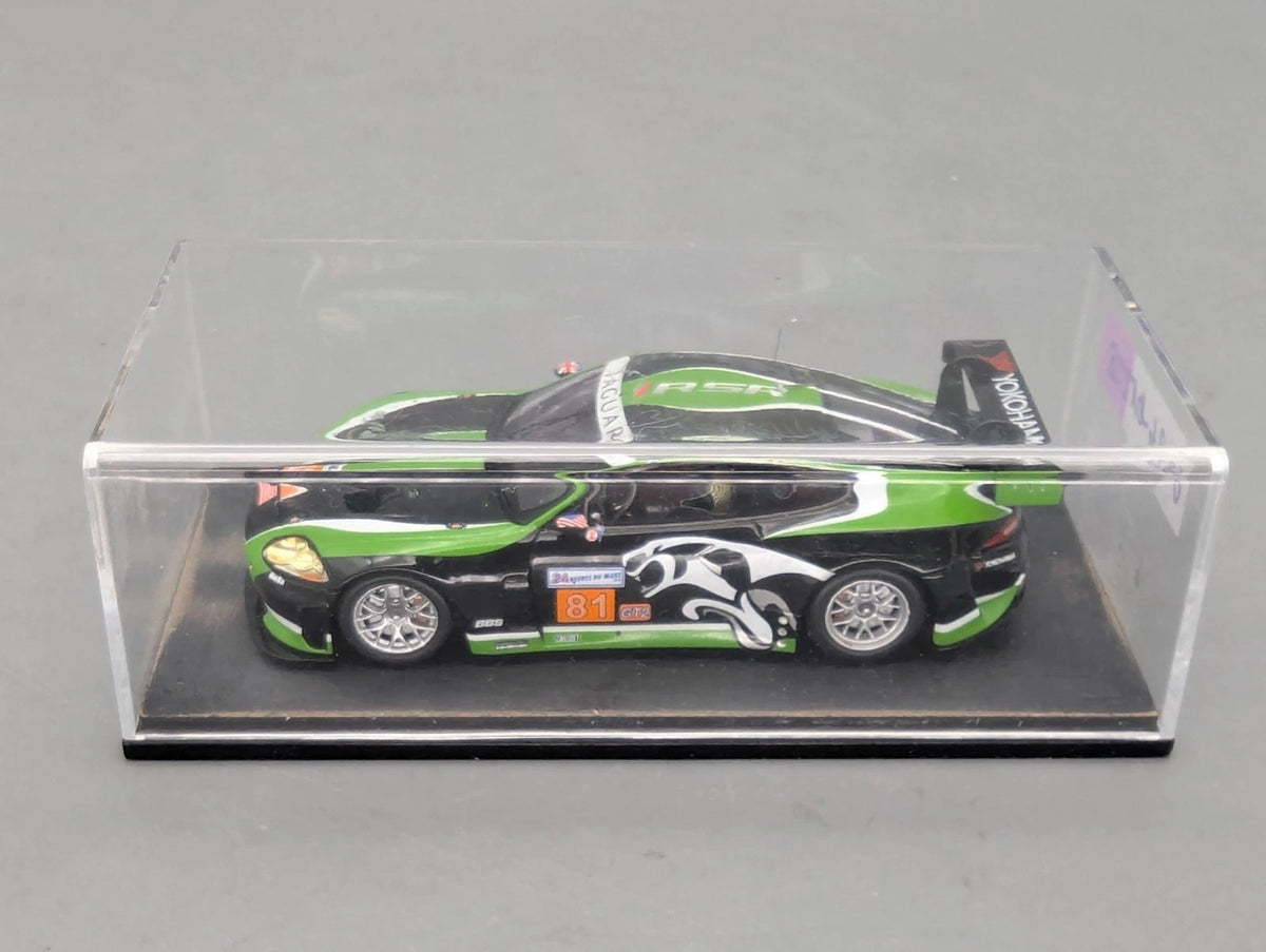 Modellautos 1:43 Spark  S2589 Jaguar XKRS 24h Le Mans 2010 #81 mit Vitrine
