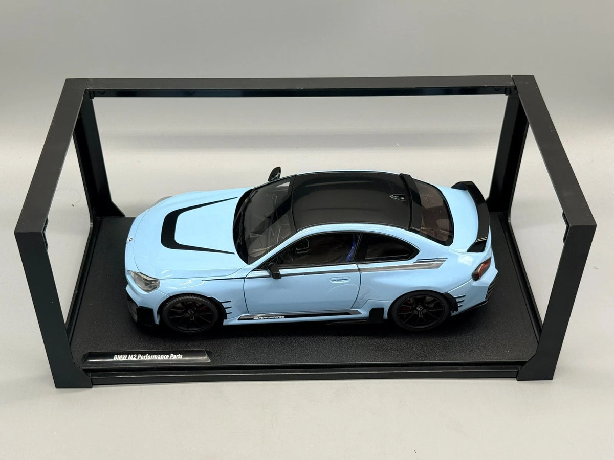 Modellautos 1:18 Solido BMW M2 Performance Parts mit OVP