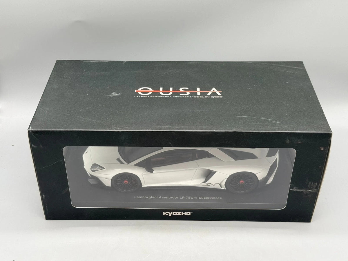 Modellautos 1:18 Kyosho Lamborghini Aventador LP 750-4 Superveloce mit OVP