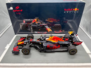 Modellautos 1:18 Spark Red Bull RB16B Winner Italien 2021 #33 M. Verstappen OVP