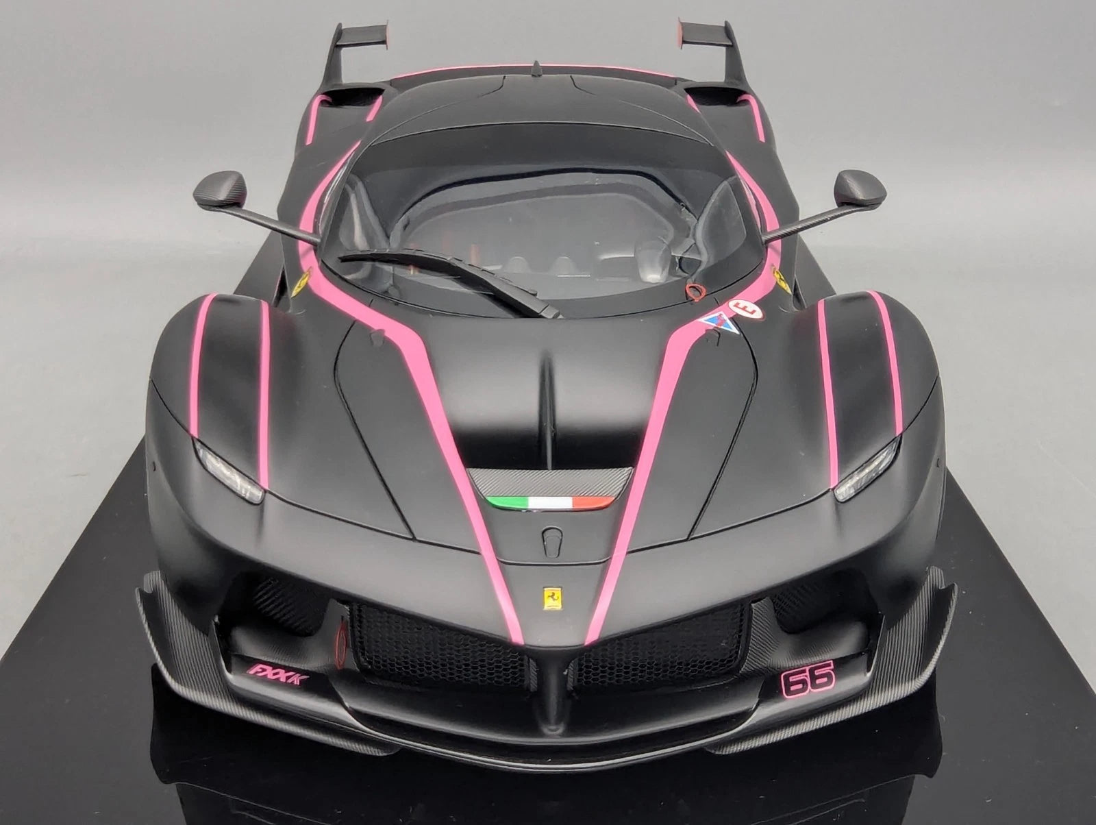 Modellautos 1:12 BBR Ferrari FXX-K Car #6 Nero Matt Ltd 07/25 in Vitrine OVP