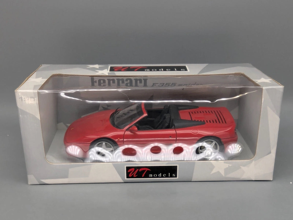 Modellautos 1:18 UT Models Ferrari F355 Spider 1994 Rot mit OVP