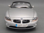 Modellautos 1:18 Kyosho BMW Z4 Cabriolet Silber