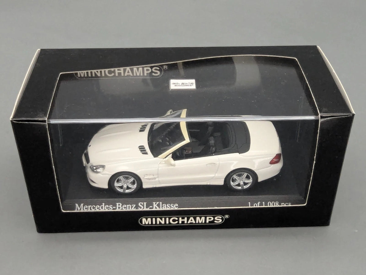 Modellautos 1:43 Minichamps Mercedes Benz SL Klasse 2008 R230 Diamantweiss OVP